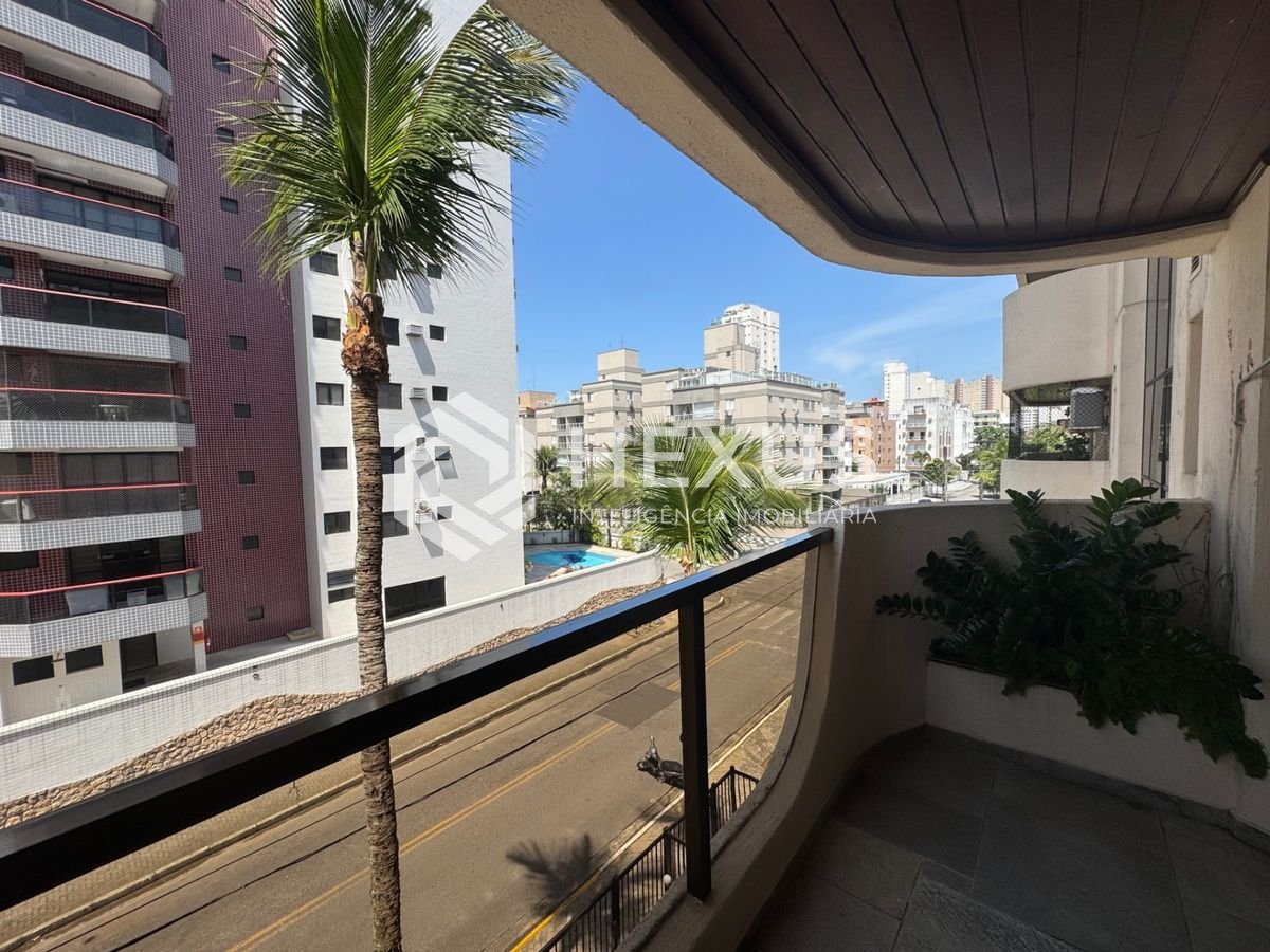 Foto 5 de Apartamento com varanda e lazer a 400m da praia na Enseada, Guarujá