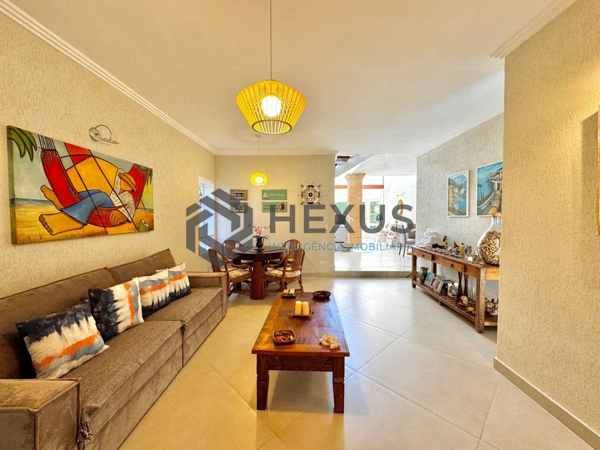 Foto 19 de Casa reformada com piscina e área gourmet no Jardim Acapulco, Guarujá