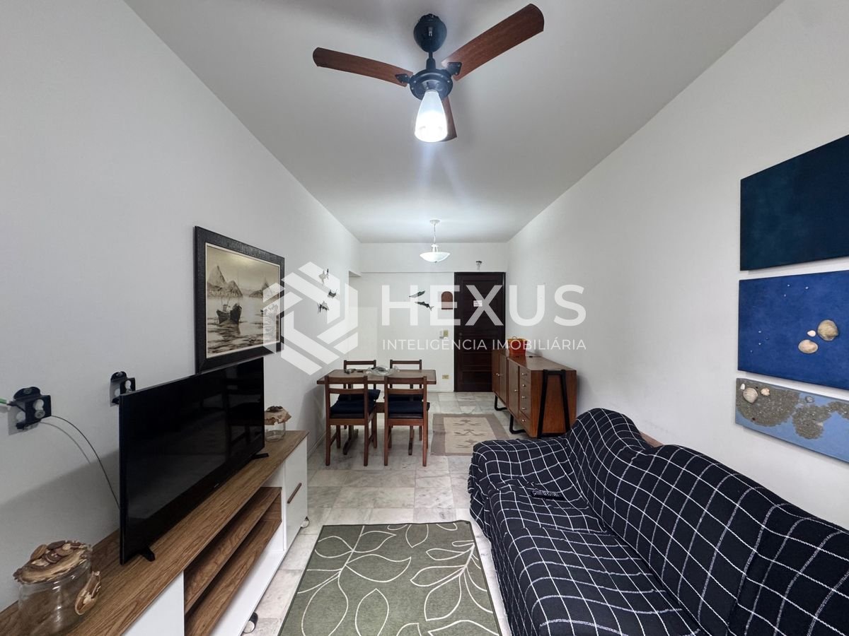 Foto 3 de Apartamento a 2 quadras da praia nas Pitangueiras, Guarujá