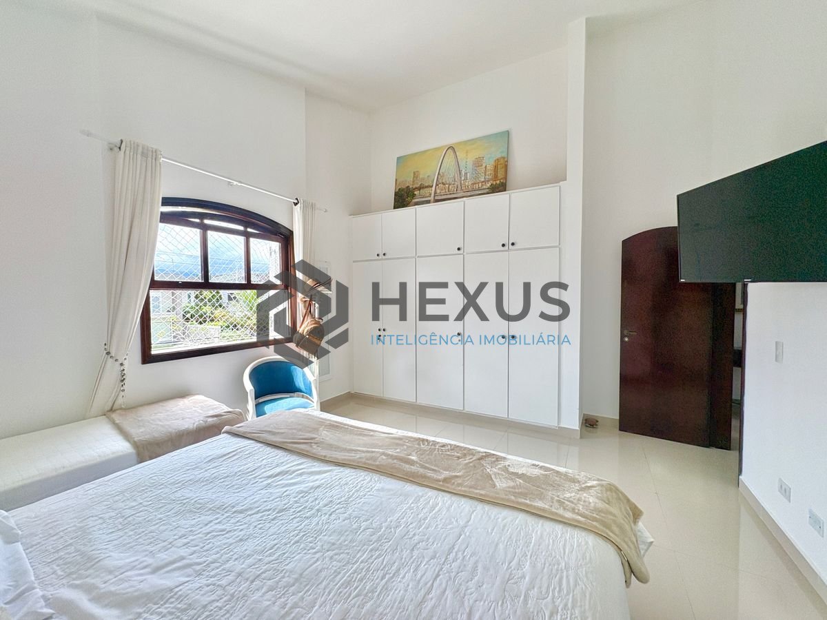 Foto 40 de Casa reformada com piscina e área gourmet no Jardim Acapulco, Guarujá