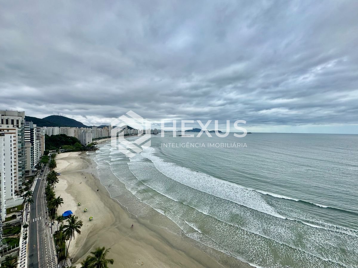Foto 2 de Apartamento frente mar com varanda vista mar e lazer no Jardim Astúrias, Guarujá