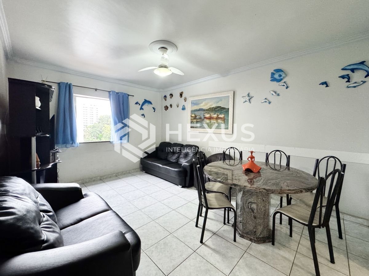 Foto 2 de Apartamento a 250m da praia nas Pitangueiras, Guarujá