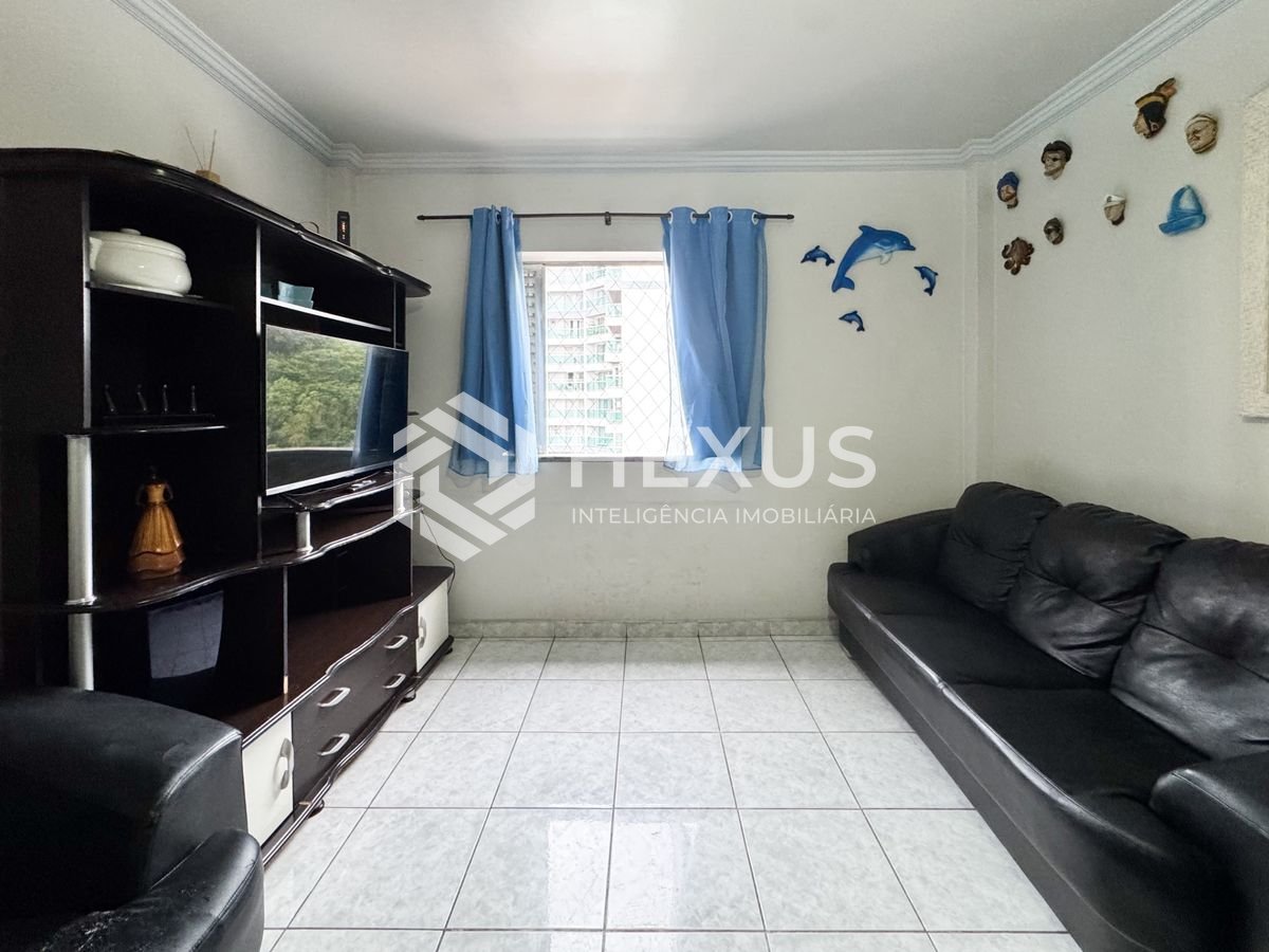 Foto 4 de Apartamento a 250m da praia nas Pitangueiras, Guarujá