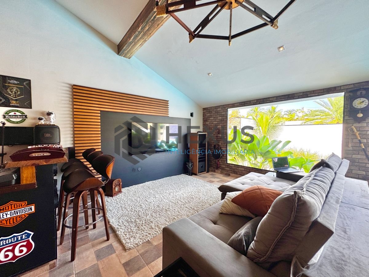 Foto 23 de Casa reformada com piscina e área gourmet no Jardim Acapulco, Guarujá