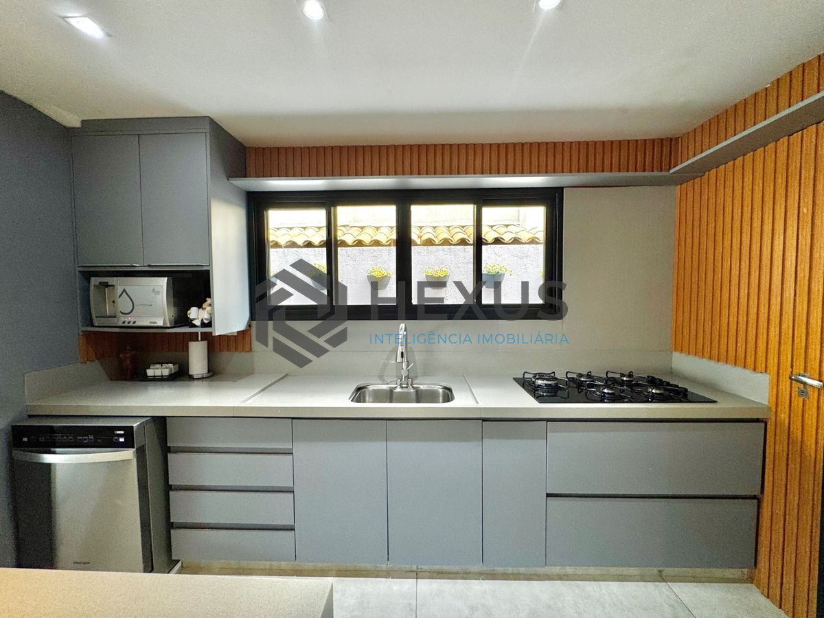 Foto 39 de Casa reformada com piscina e área gourmet no Jardim Acapulco, Guarujá