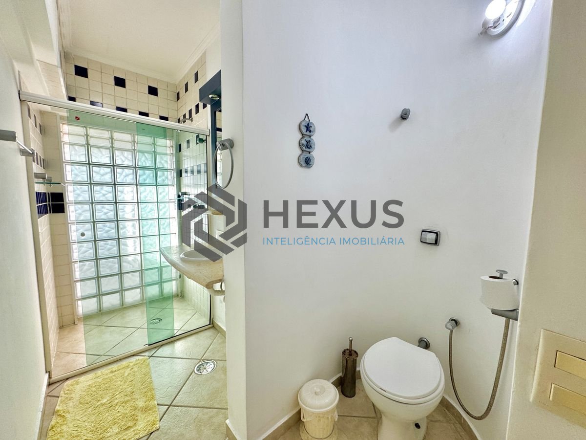 Foto 55 de Casa reformada com piscina e área gourmet no Jardim Acapulco, Guarujá