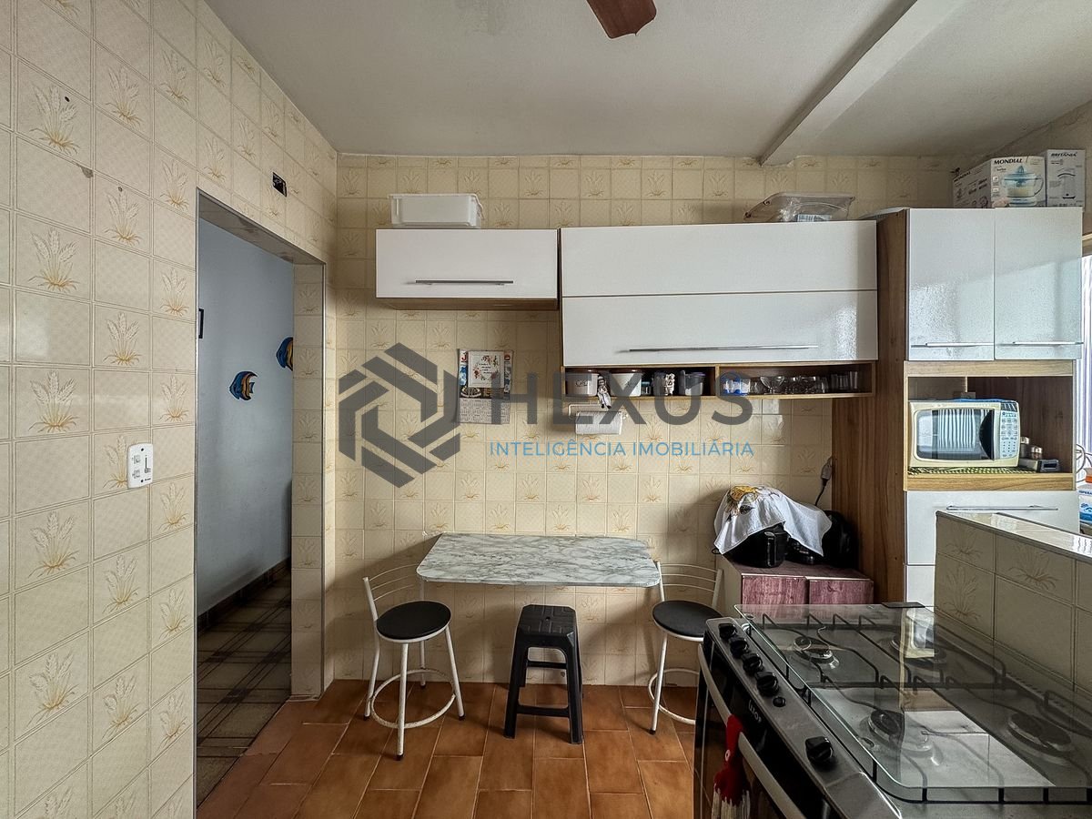 Foto 13 de Apartamento a 300m da praia na região da Vila Alzira no Jardim Astúrias, Guarujá