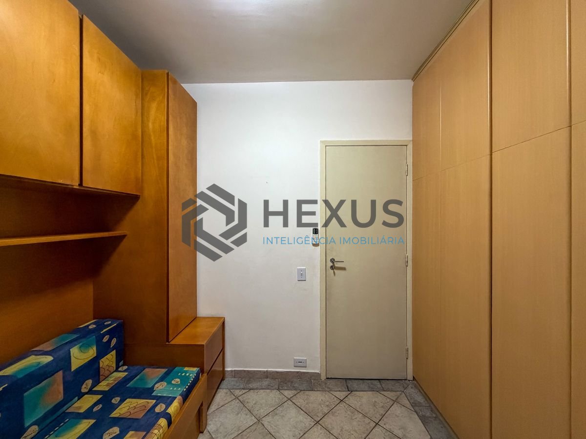 Foto 10 de Apartamento com varanda e lazer a 100m da praia na Enseada, Guarujá