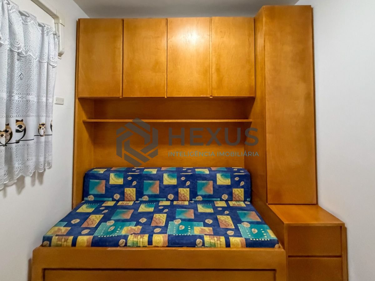 Foto 12 de Apartamento com varanda e lazer a 100m da praia na Enseada, Guarujá