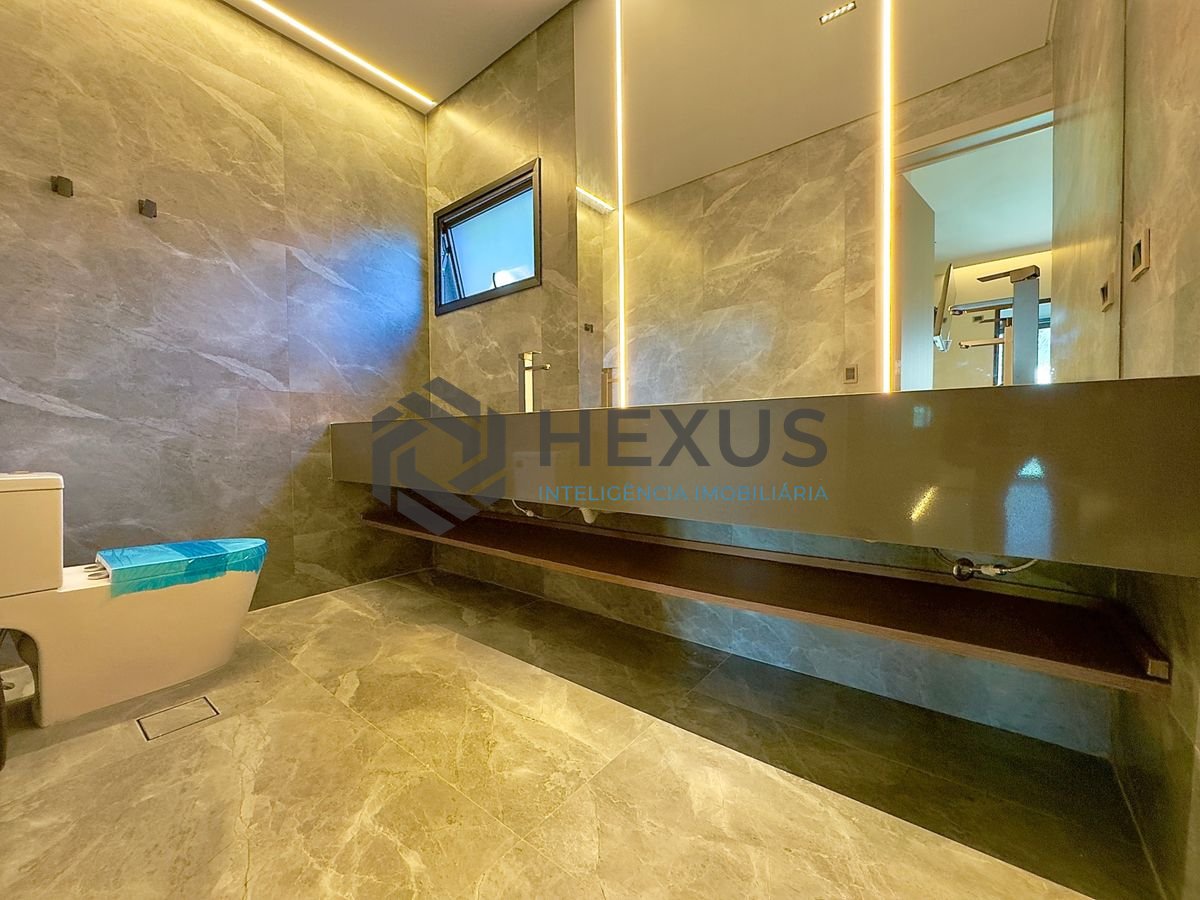 Foto 46 de Casa de alto padrão com piscina e área gourmet no Jardim Acapulco, Guarujá