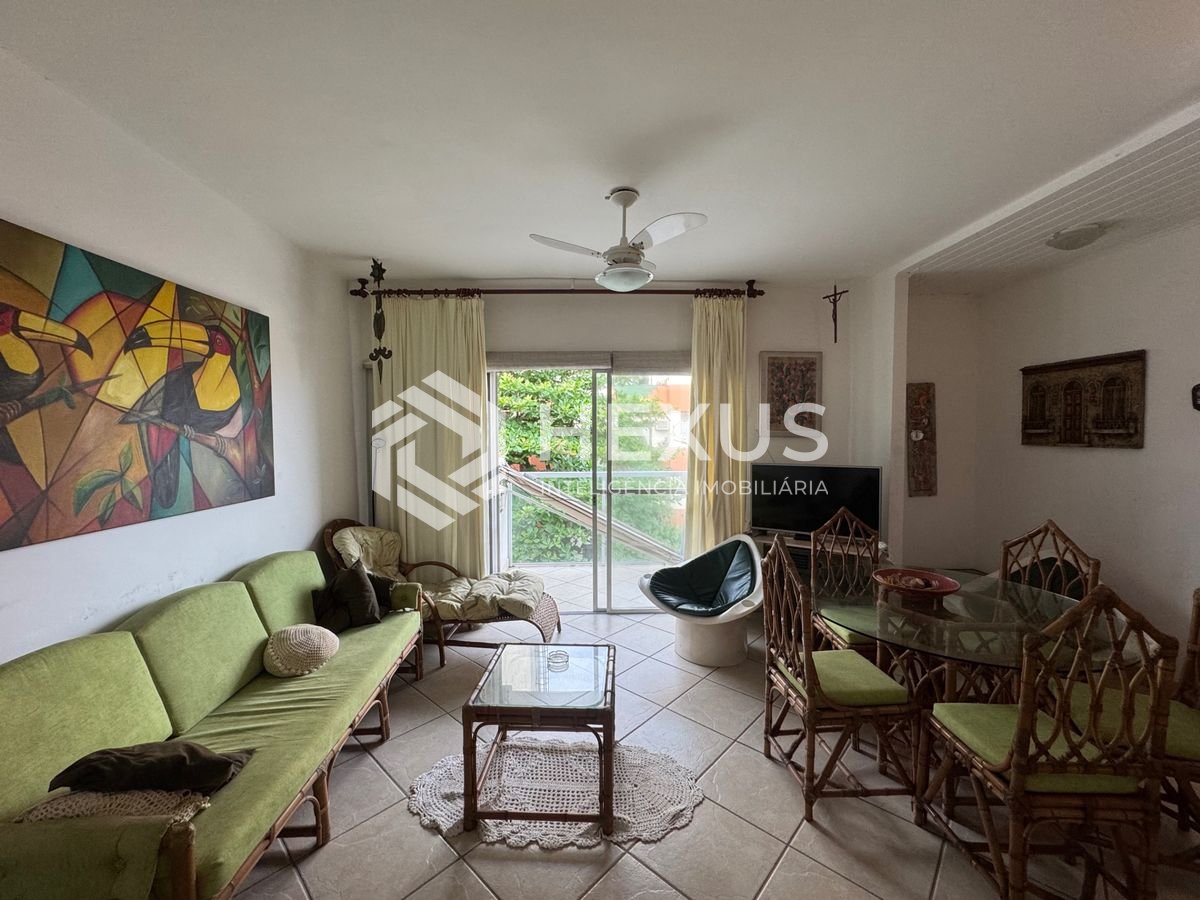 Foto 4 de Apartamento com varanda vista mar a 120m da praia na Enseada, Guarujá