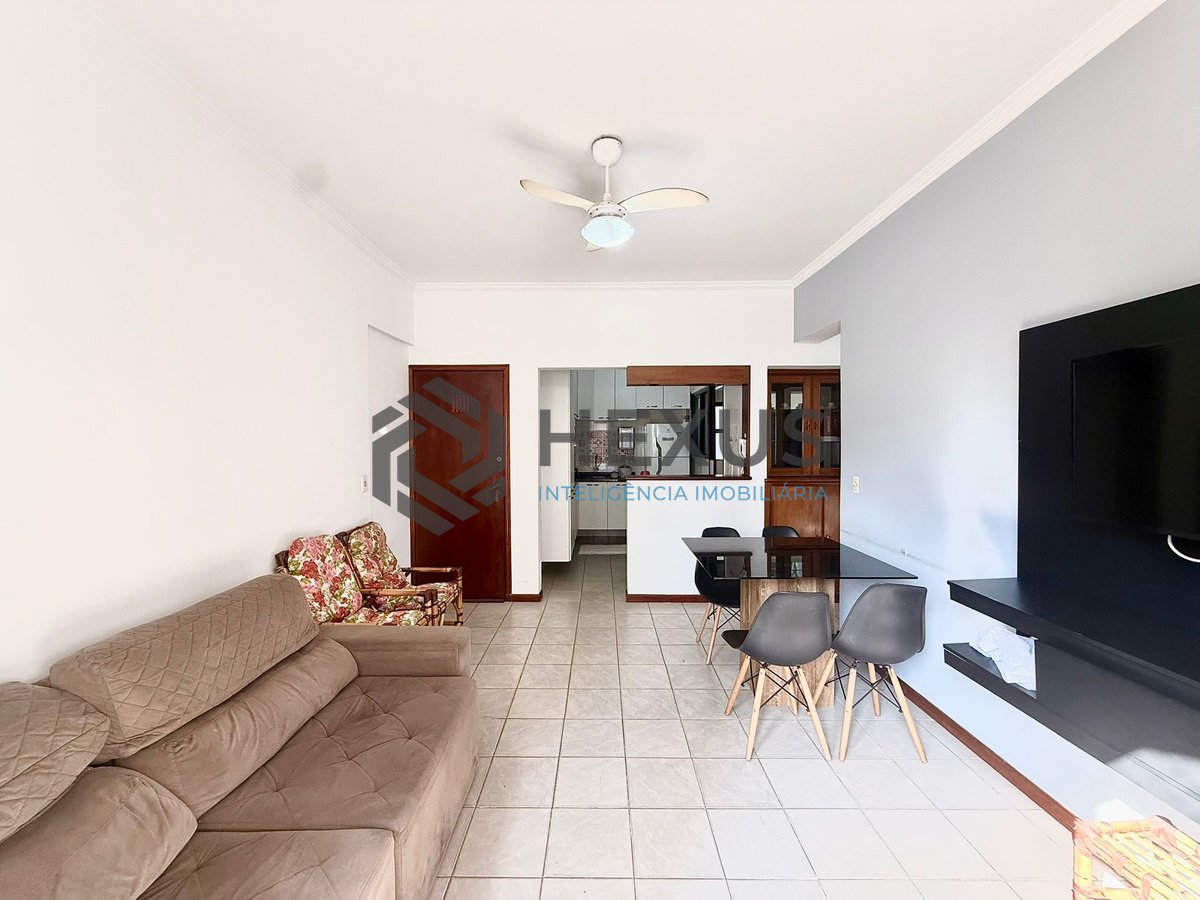 Foto 4 de Apartamento com varanda e lazer a 400m da praia na Enseada, Guarujá
