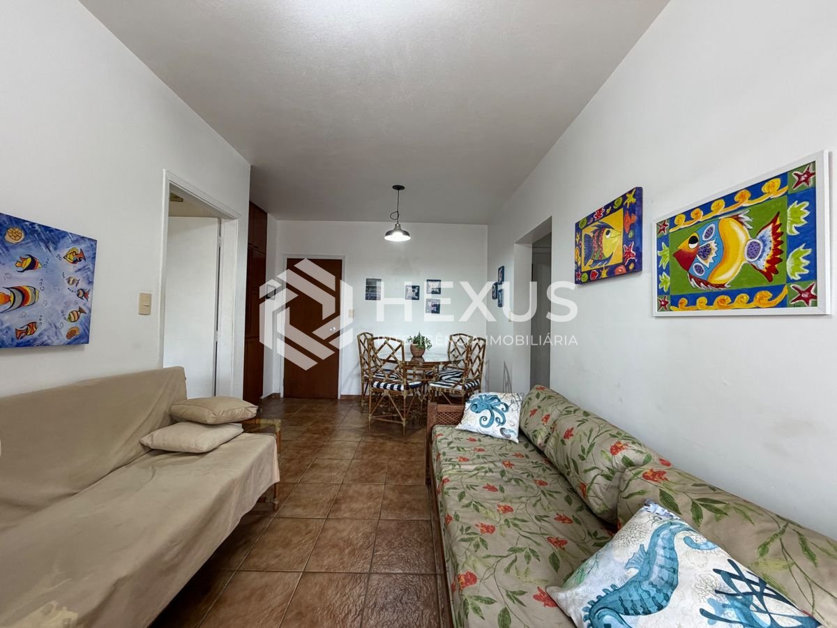 Foto 4 de Apartamento com varanda a 500m da praia na Enseada, Guarujá