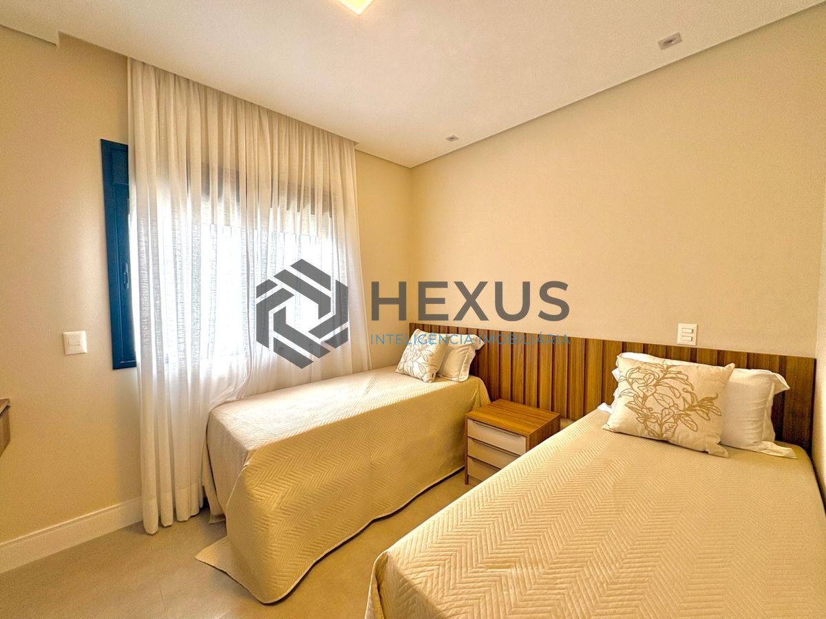 Foto 46 de Casa reformada com piscina e área gourmet no Jardim Acapulco, Guarujá