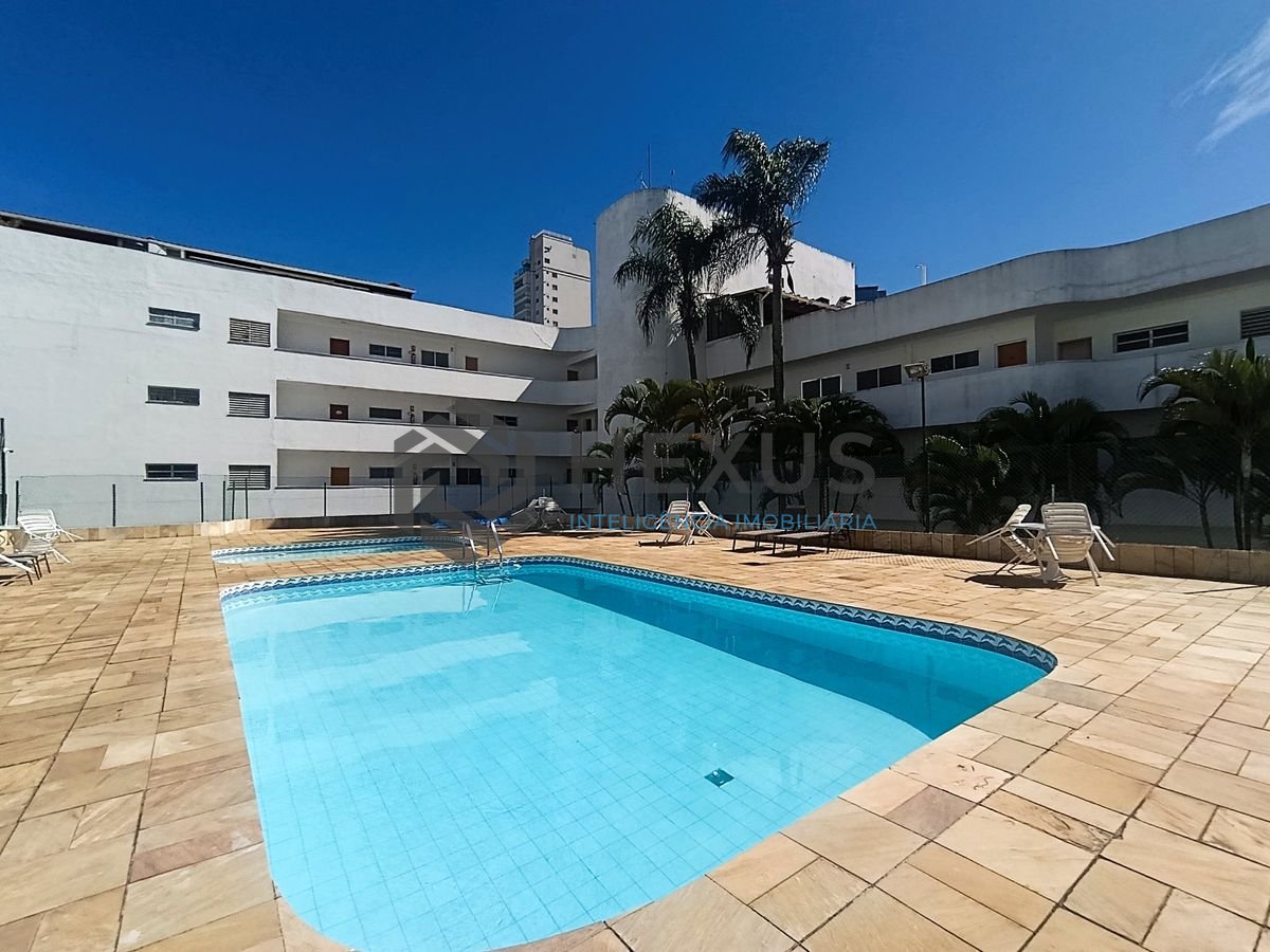 Foto 20 de Apartamento com varanda e lazer a 150m da praia na região do Aquário na Enseada, Guarujá