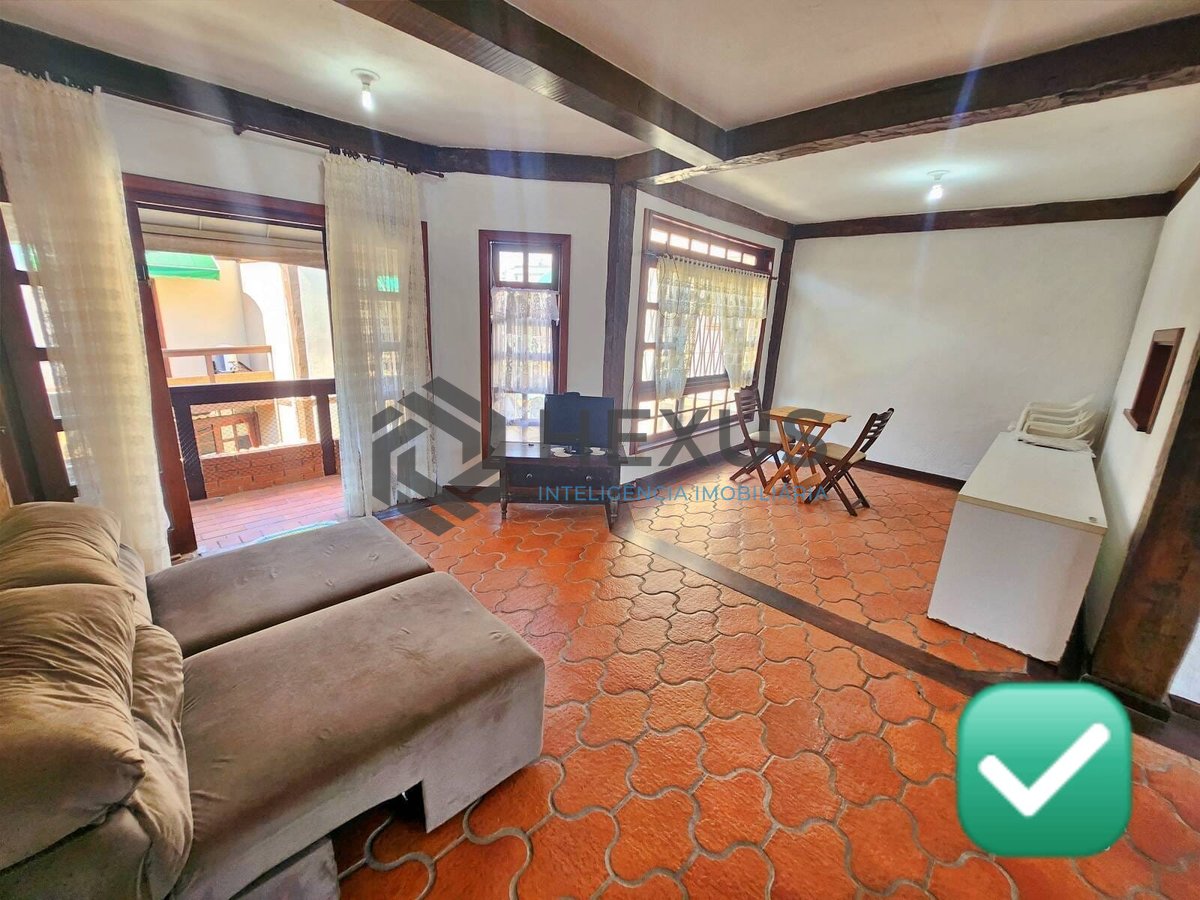 Foto 5 de Casa em condominio fechado com varanda e lazer a 1km da praia na Enseada, Guarujá