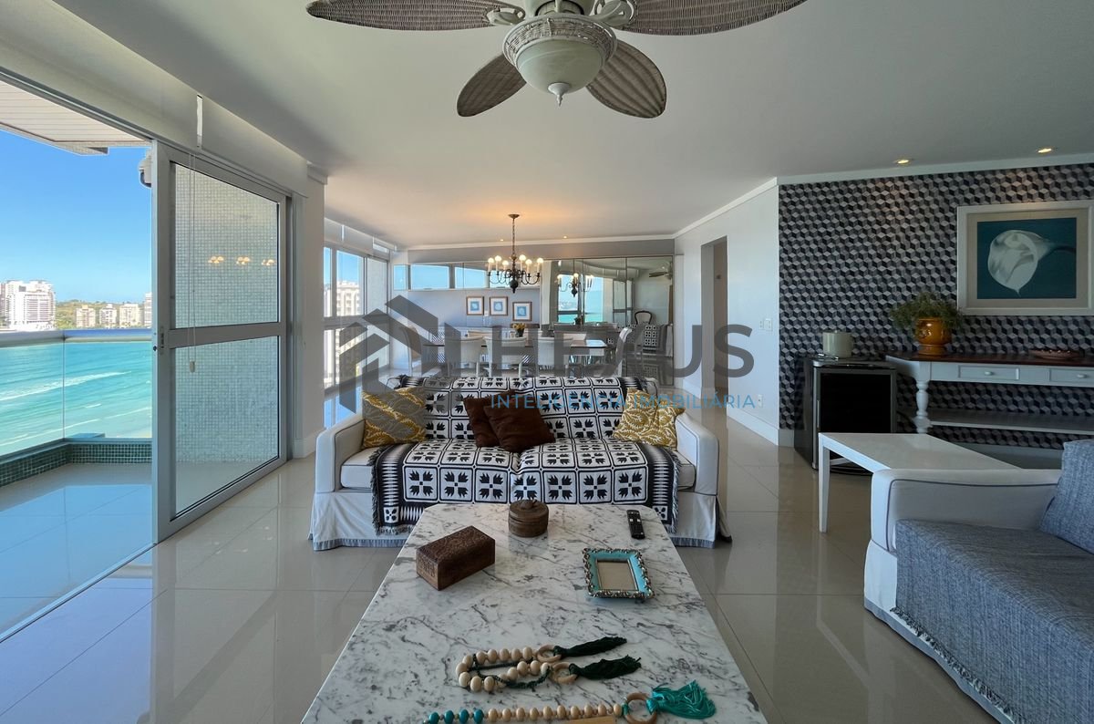 Foto 11 de Apartamento frente mar com varanda vista mar e lazer nas Pitangueiras, Guarujá