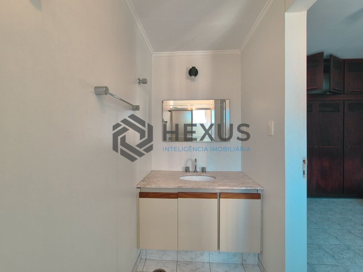 Foto 18 de Apartamento com lazer a 2 quadras da praia no Jardim Astúrias, Guarujá