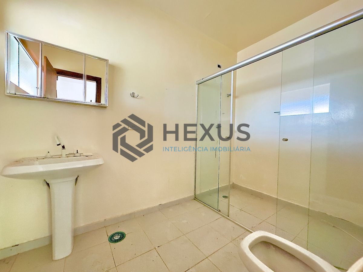 Foto 36 de Casa com piscina  e área gourmet no Jardim Acapulco, Guarujá