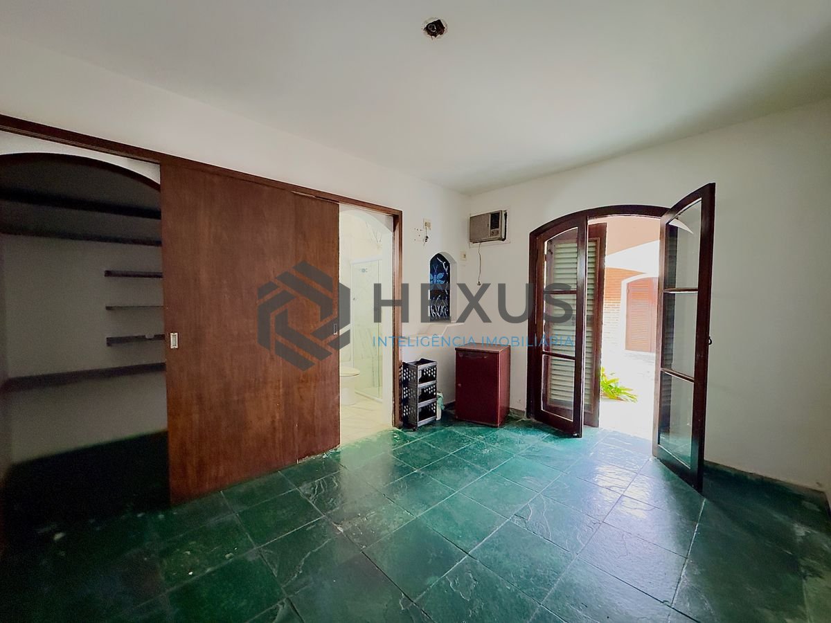 Foto 22 de Casa com piscina  e área gourmet no Jardim Acapulco, Guarujá