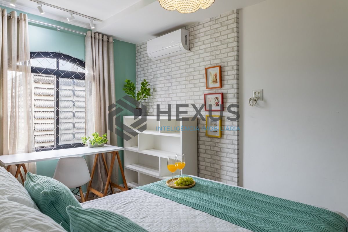 Foto 16 de Apartamento totalmente reformado a 300 metros da Praia das Pitangueiras, Guarujá