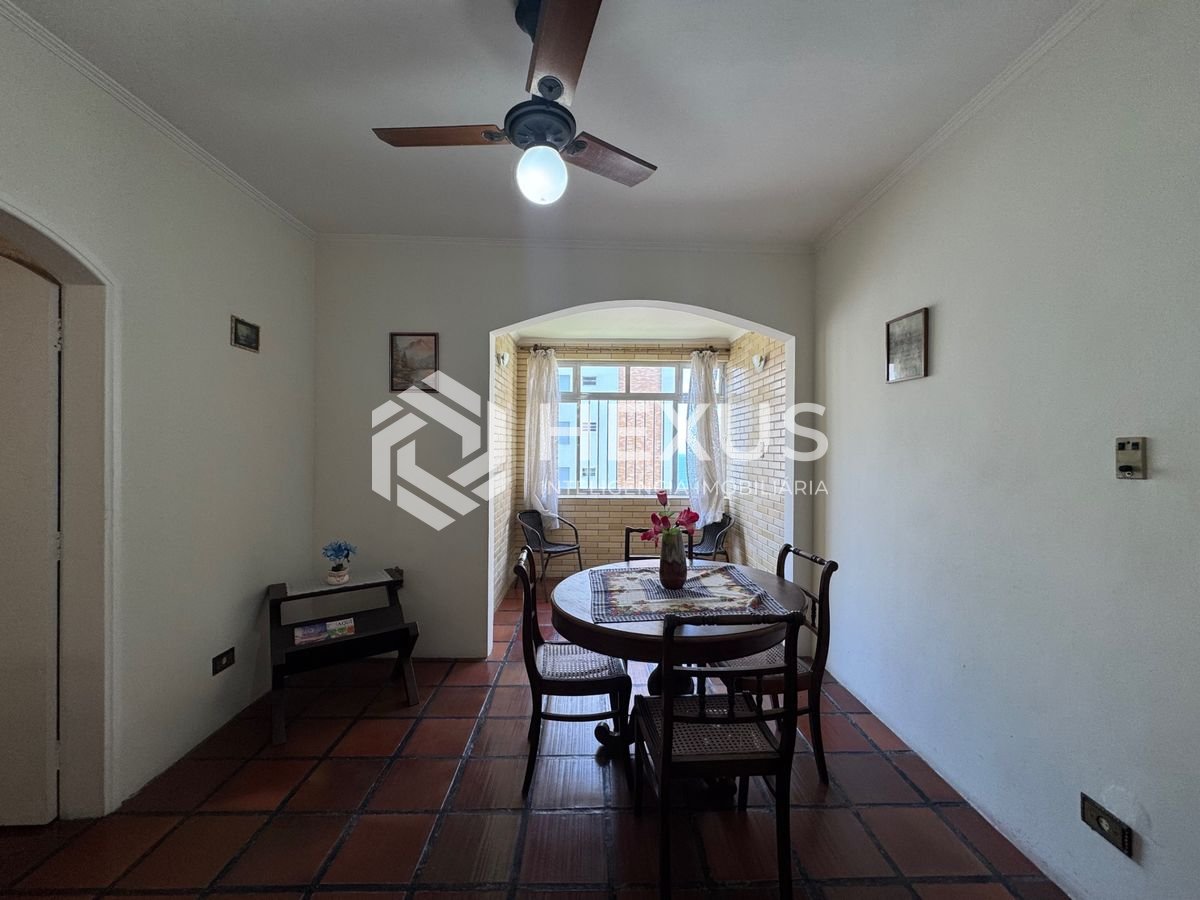 Foto 2 de Apartamento com vista mar e lazer a 1 quadra da praia nas Pitangueiras, Guarujá