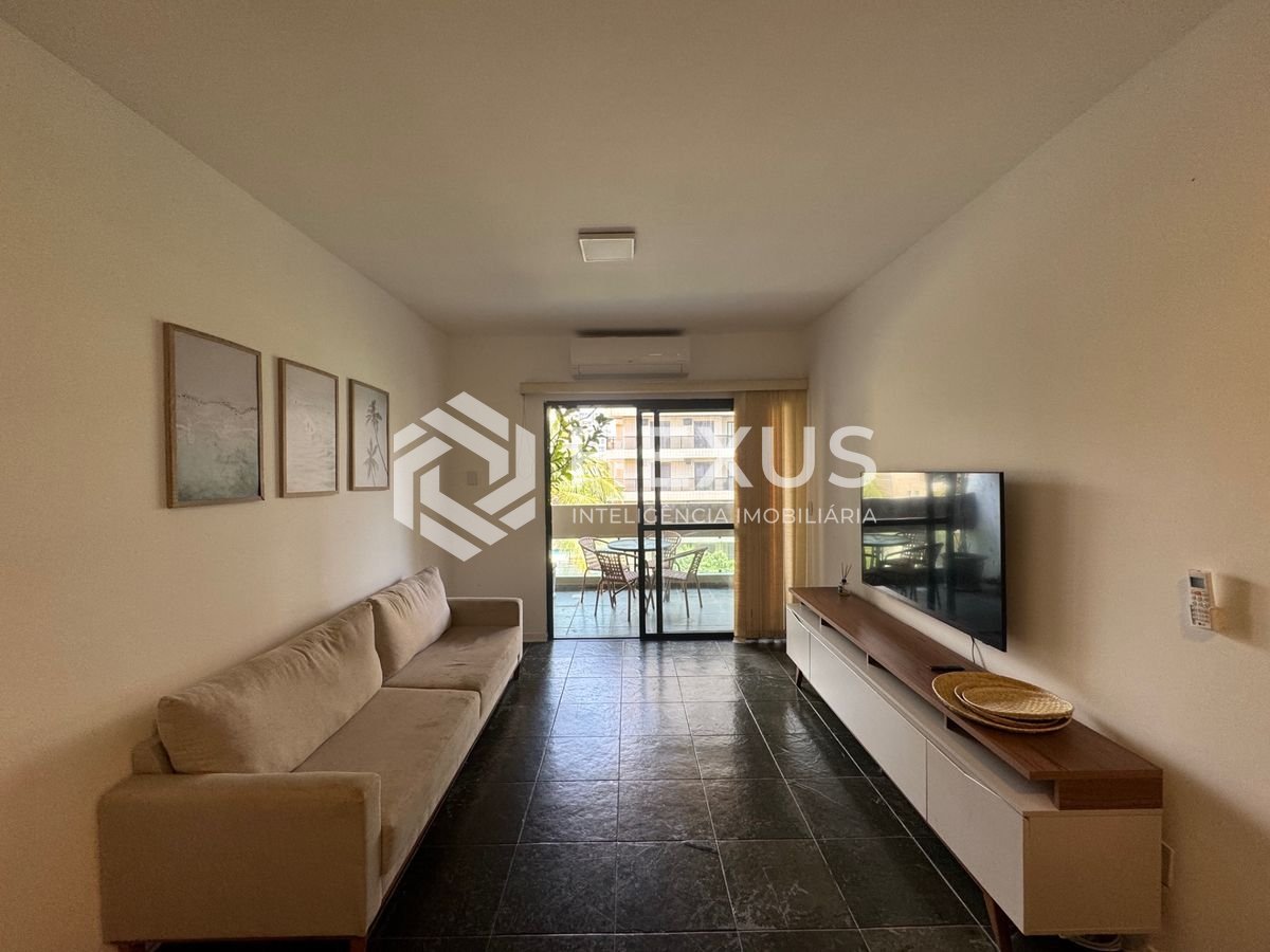 Foto 5 de Apartamento com varanda e lazer a 250m da praia na Enseada, Guarujá
