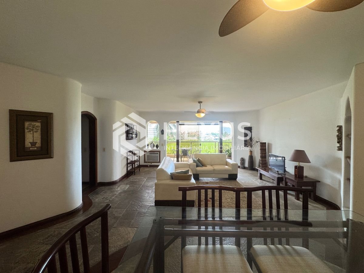 Foto 2 de Apartamento com varanda vista mar e lazer a 100m da praia na Enseada, Guarujá
