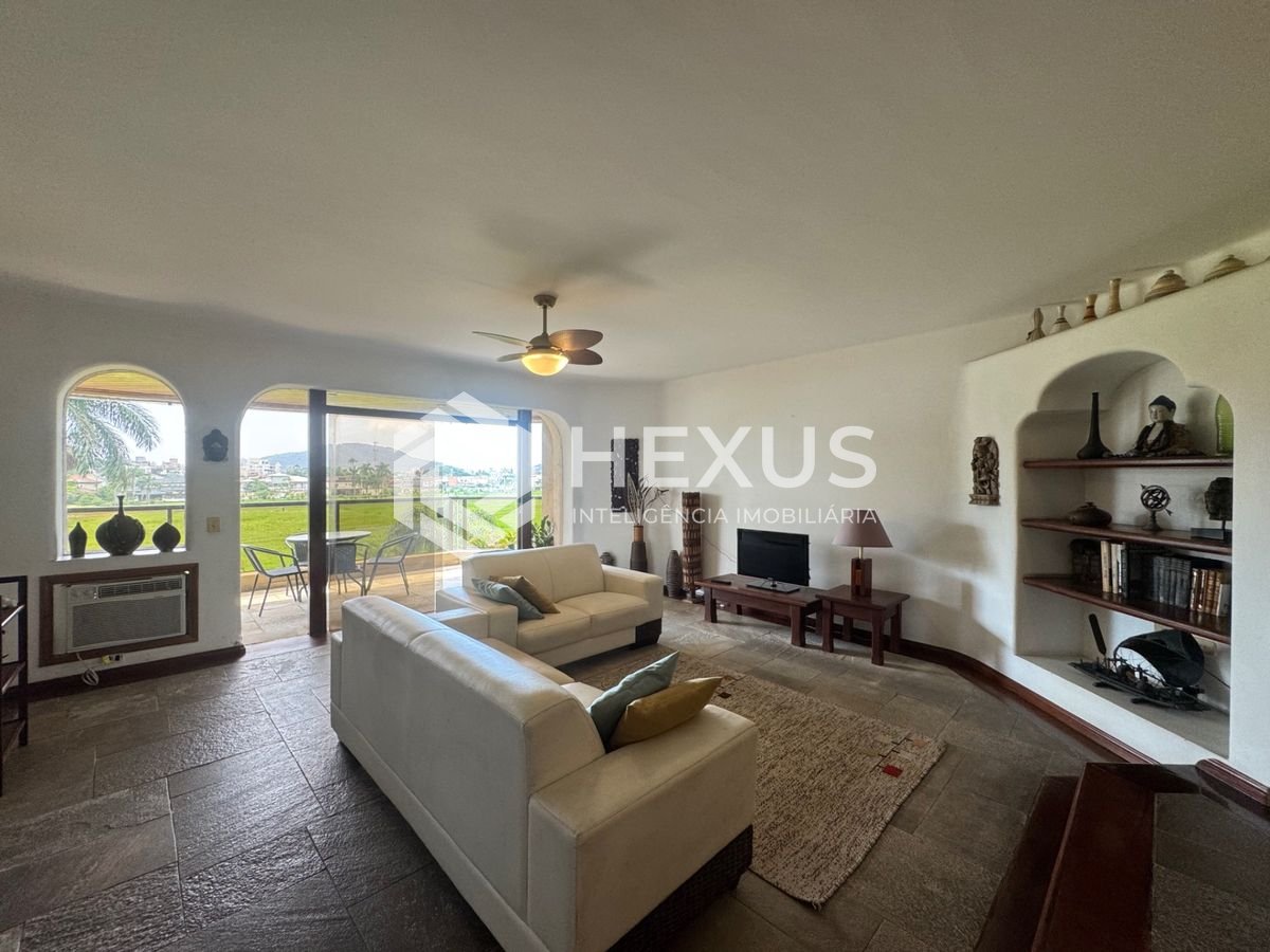 Foto 5 de Apartamento com varanda vista mar e lazer a 100m da praia na Enseada, Guarujá