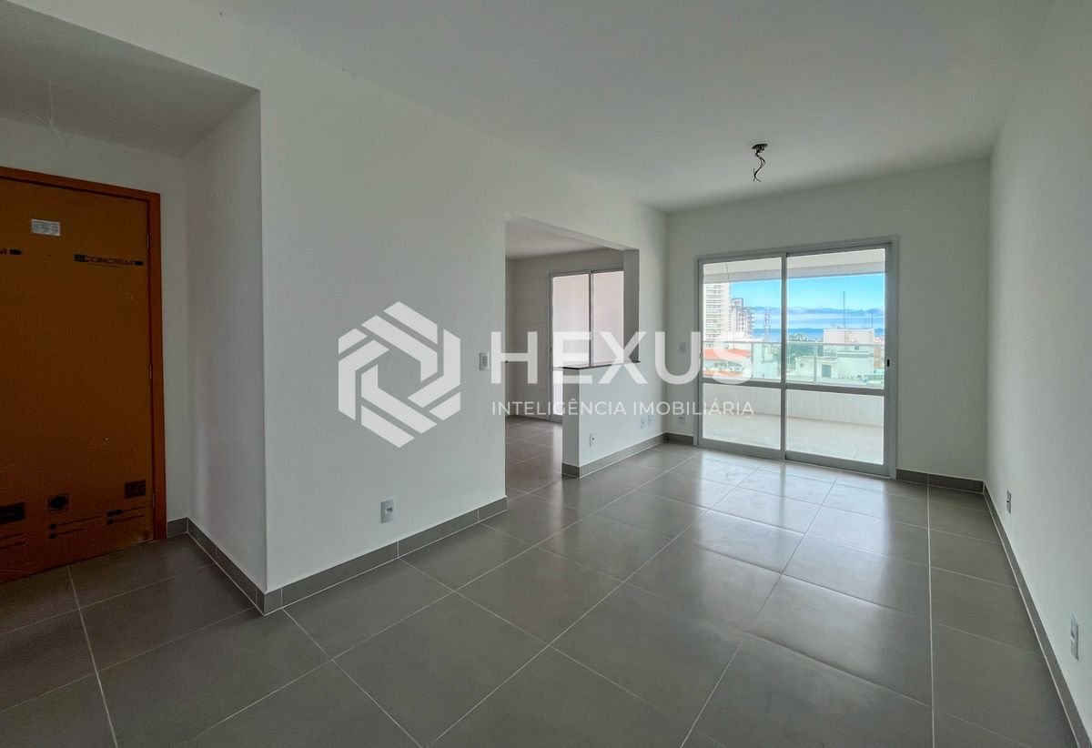 Foto 4 de Apartamento reformado com varanda gourmet vista mar e lazer na Enseada, Guarujá
