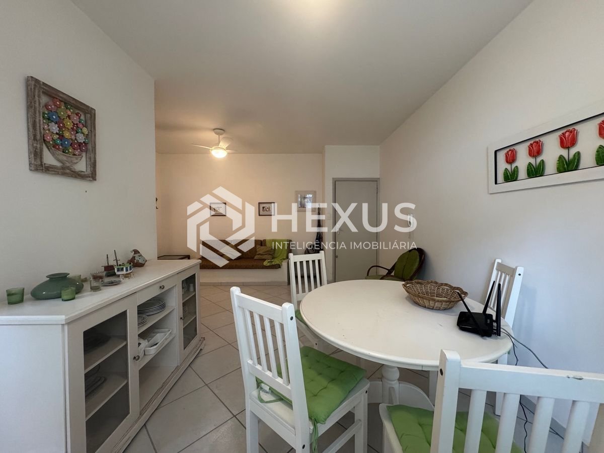 Foto 3 de Apartamento a 200m da praia na Enseada, Guarujá