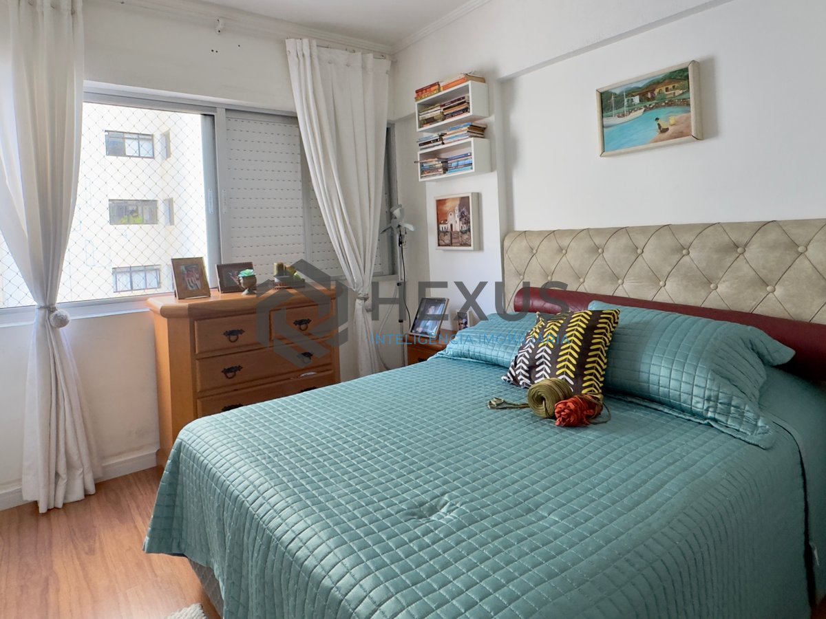 Foto 13 de Apartamento reformado com vista mar e lazer a 100m da praia no Jardim Astúrias, Guarujá