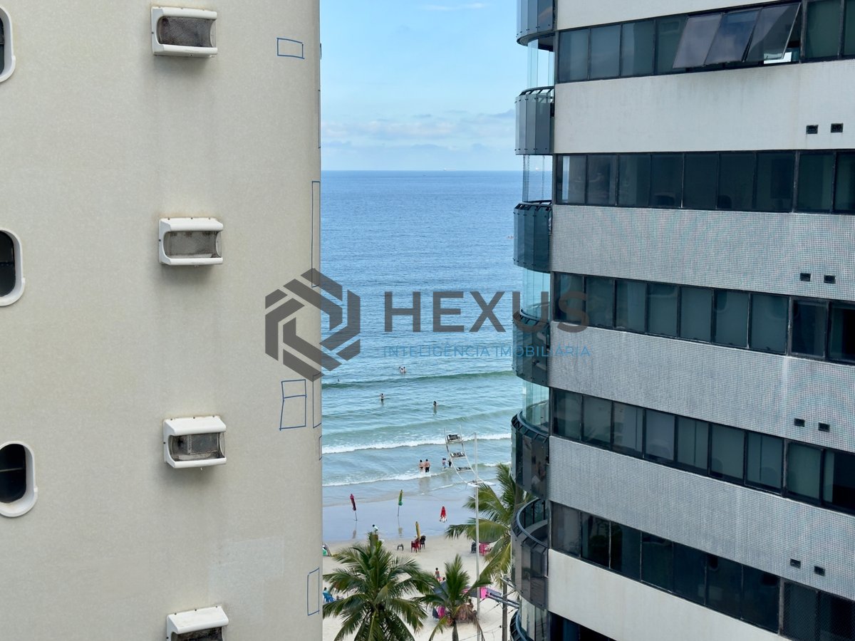 Foto 5 de Apartamento reformado com vista mar e lazer a 100m da praia no Jardim Astúrias, Guarujá