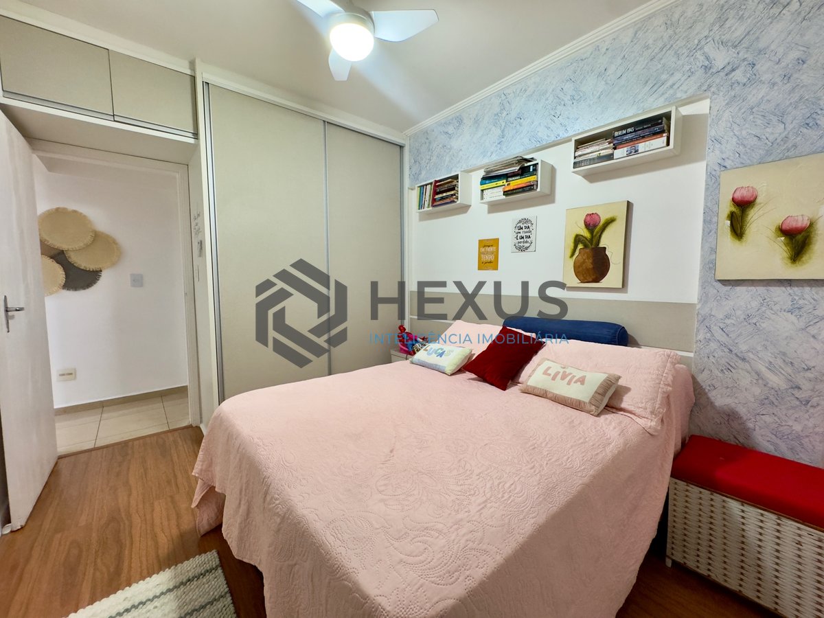 Foto 10 de Apartamento reformado com vista mar e lazer a 100m da praia no Jardim Astúrias, Guarujá