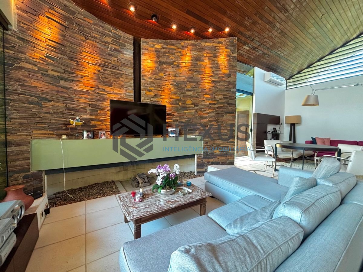 Foto 19 de Casa reformada com piscina e área gourmet no Jardim Acapulco, Guarujá