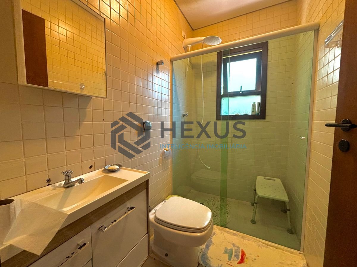 Foto 66 de Casa reformada com piscina e área gourmet no Jardim Acapulco, Guarujá