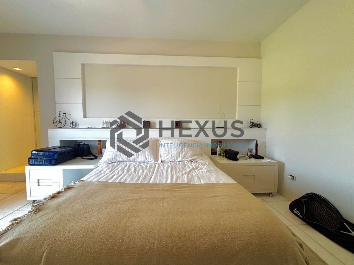 Foto 48 de Casa reformada com piscina e área gourmet no Jardim Acapulco, Guarujá