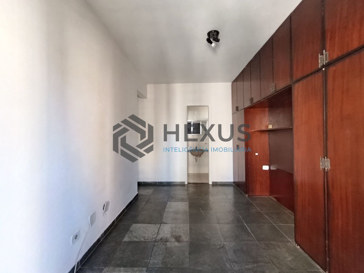 Foto 21 de Apartamento com varanda vista mar e lazer a 200m da praia no Jardim Astúrias, Guarujá