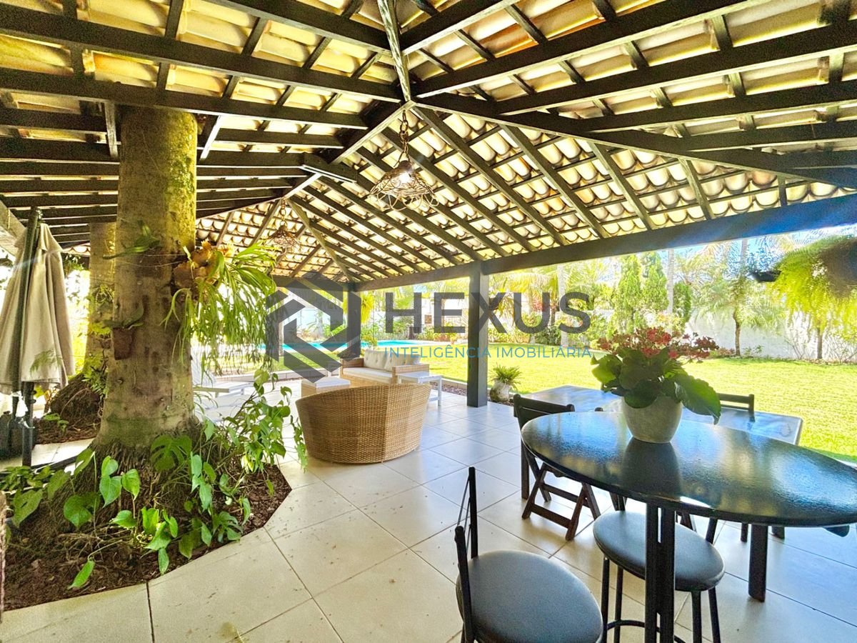 Foto 11 de Casa reformada com piscina e área gourmet no Jardim Acapulco, Guarujá