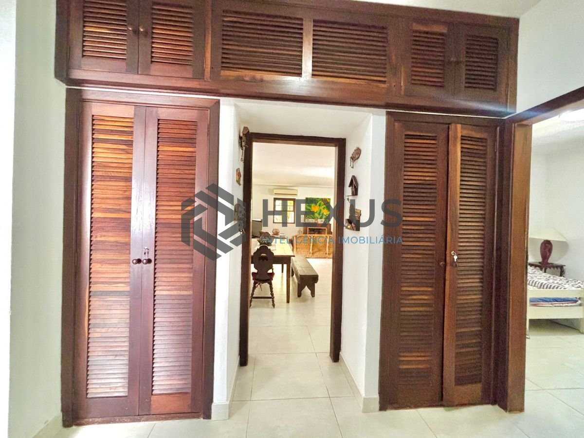 Foto 51 de Casa reformada com piscina e área gourmet no Jardim Acapulco, Guarujá