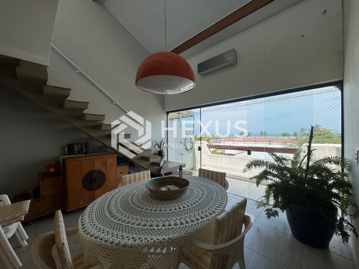 Foto 5 de Cobertura reformada com varanda gourmet vista mar e lazer na Enseada, Guarujá