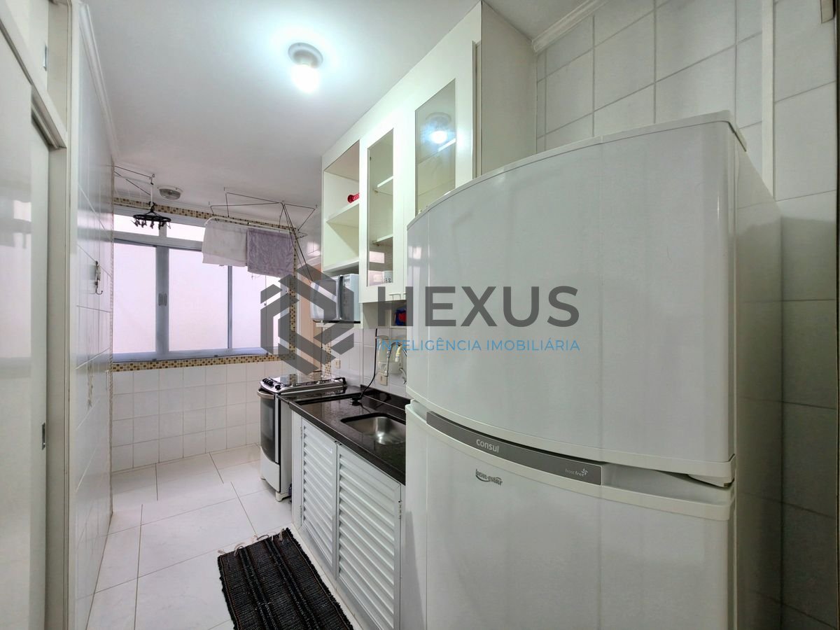 Foto 17 de Apartamento frente mar com varanda vista mar e lazer no Jardim Astúrias, Guarujá
