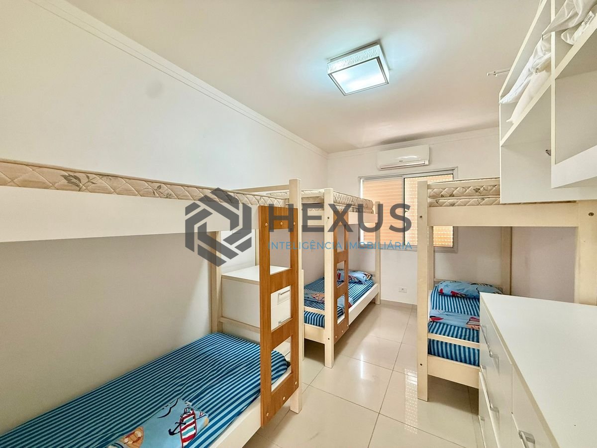 Foto 22 de Apartamento reformado com varanda e lazer a 150m da praia na Enseada, Guarujá