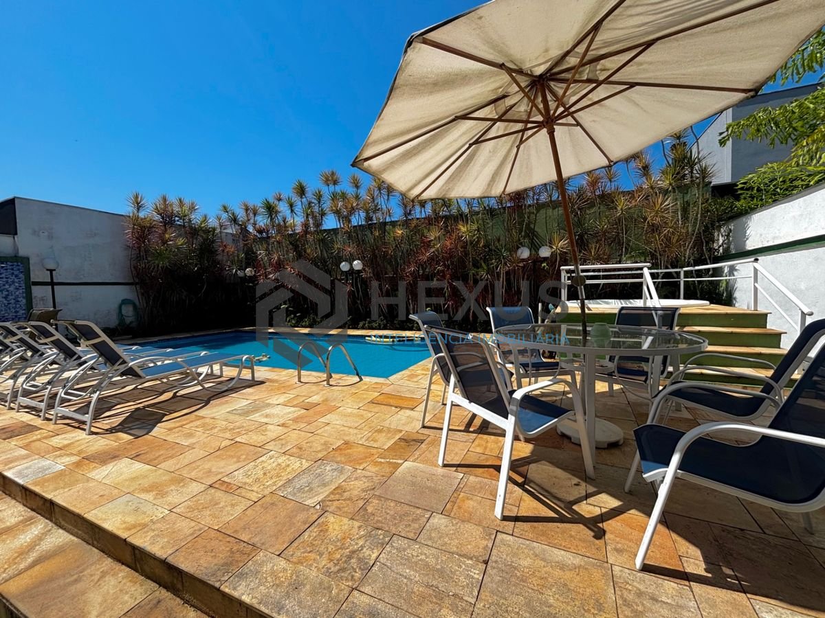 Foto 5 de Casa reformada com piscina e área gourmet no Jardim Acapulco, Guarujá