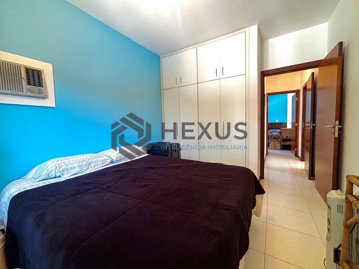Foto 52 de Casa reformada com piscina e área gourmet no Jardim Acapulco, Guarujá