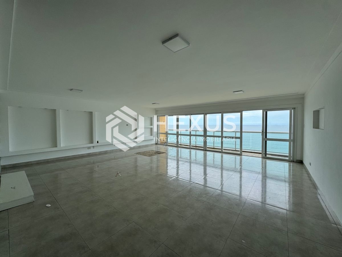 Foto 4 de Apartamento frente mar com varanda vista mar nas Pitangueiras, Guarujá