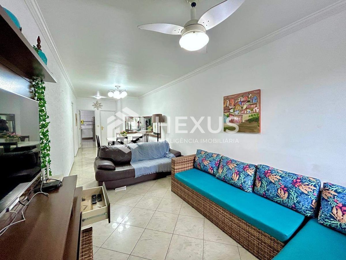 Foto 5 de Apartamento com varanda e lazer a 500m da praia na Enseada, Guarujá