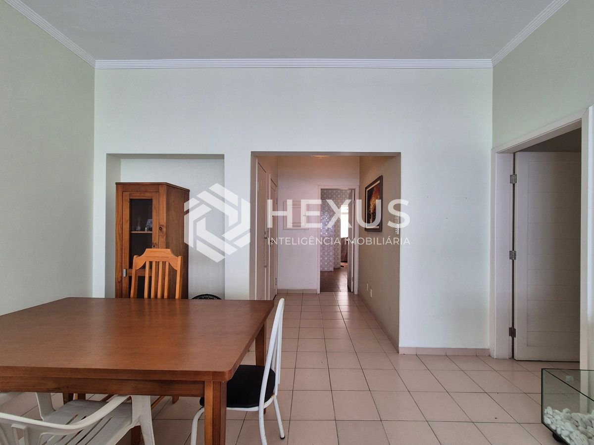 Foto 5 de Apartamento frente mar com varanda vista mar nas Pitangueiras, Guarujá