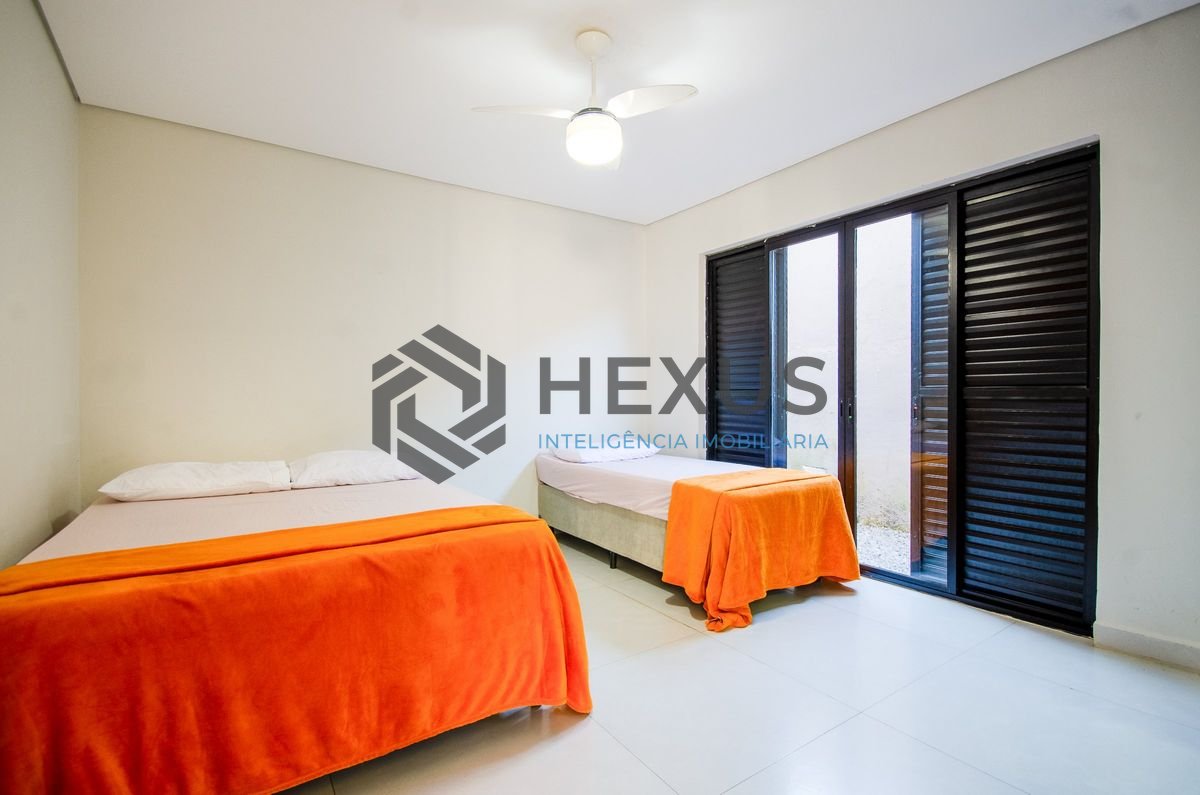 Foto 21 de Casa reformado com piscina e área gourmet a 250m da praia no Pernambuco, Guarujá