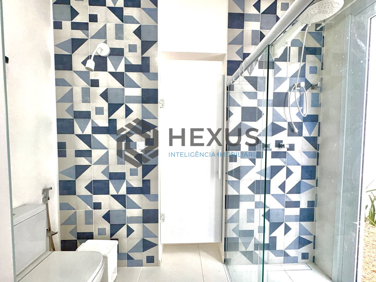 Foto 44 de Casa reformada com piscina e área gourmet no Jardim Acapulco, Guarujá